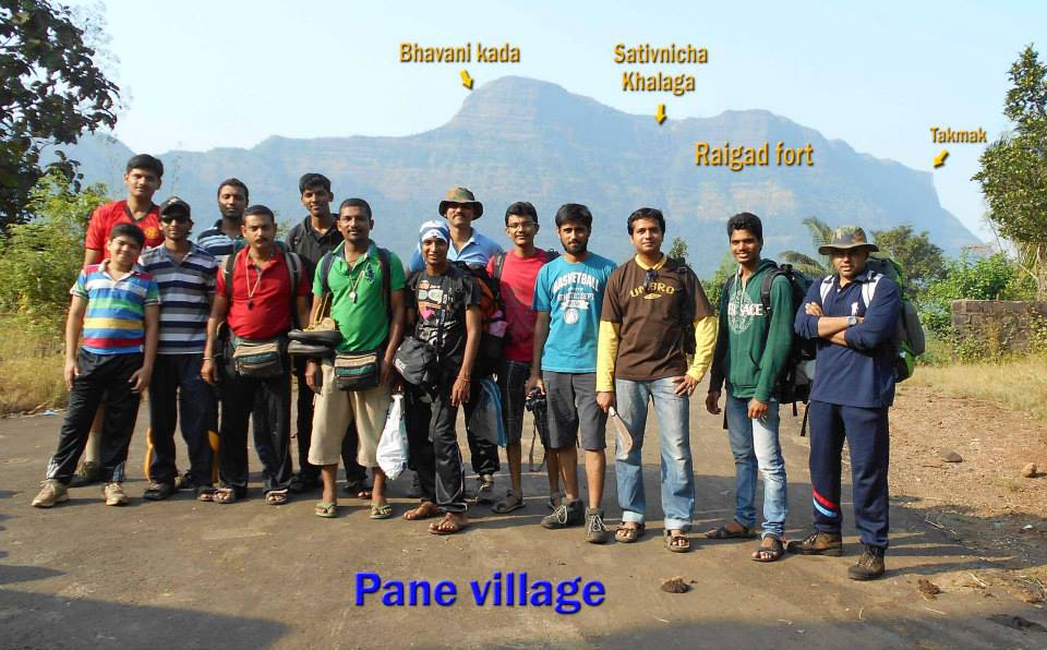 आमची टीम (छायाचित्र अरुण सावंत)