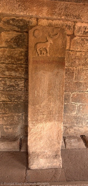 Plan View of Jodu Kalasa Gudi; Western Chalukyan Halegannada Inscription in Jodu Kalasa Gudi Temple; Makar Torana inside the Garbhgriha of Jodu Kalasa Gudi.