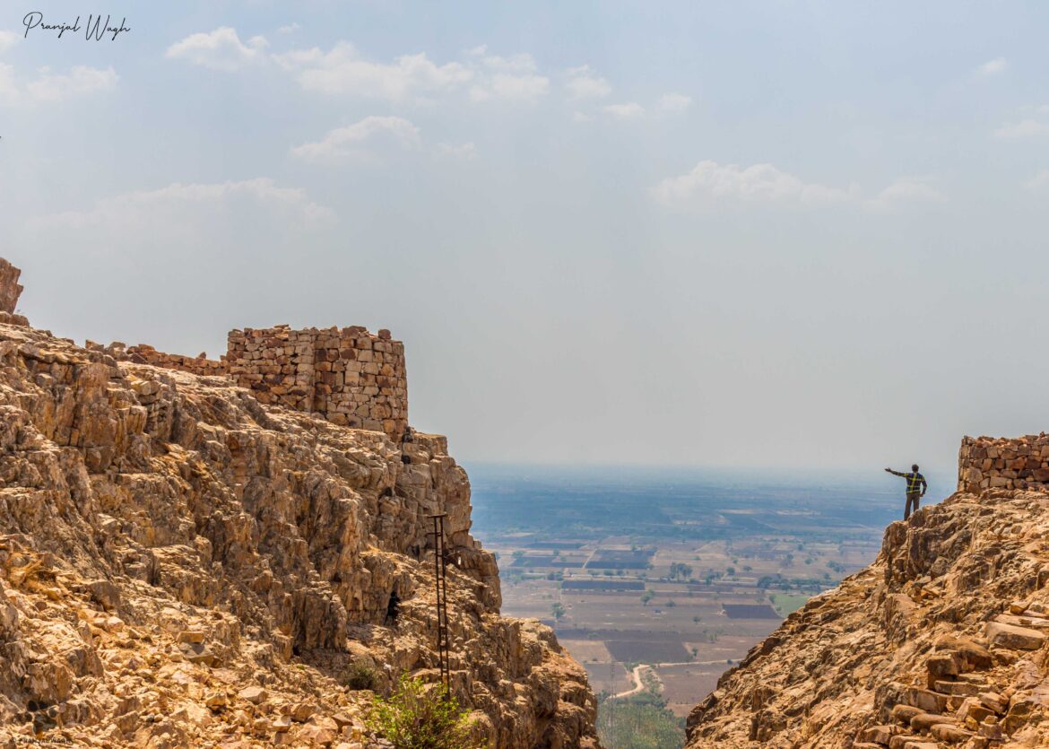 पहाऱ्याचा बुरुज!