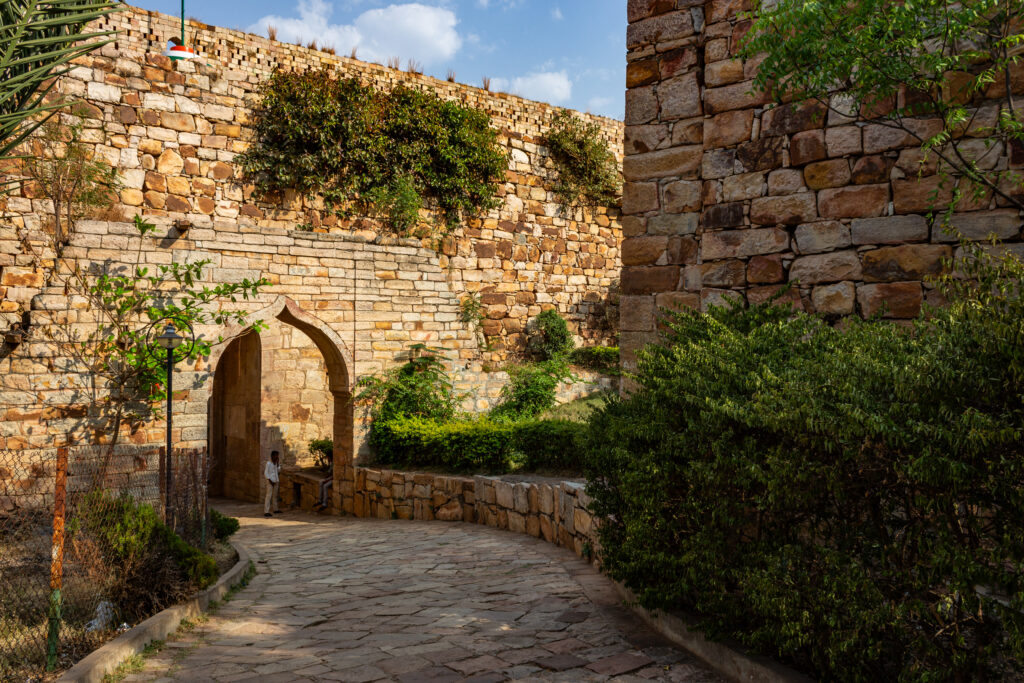 दुर्गच्या आतील भाग!